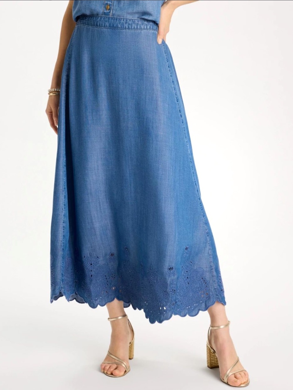 NWT Chico’s Pull On Embroidered Hem Skirt Pearl Indigo Size 0 / Small 4